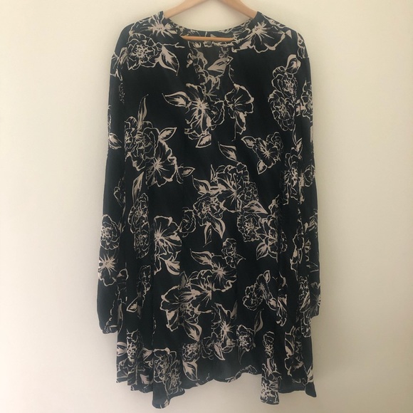 Free People Floral Foil Print Tunic - Picture 6 of 6